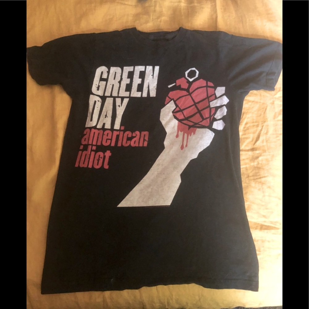 Green Day American Idiot tshirt